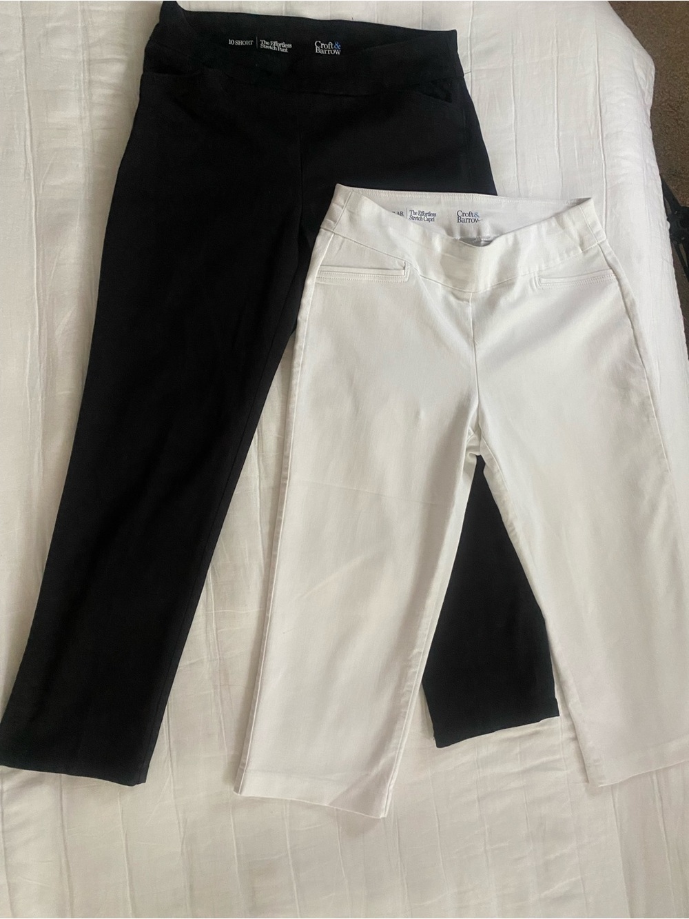 croft & barrow Black and White Stretch Capri Pants Pair
